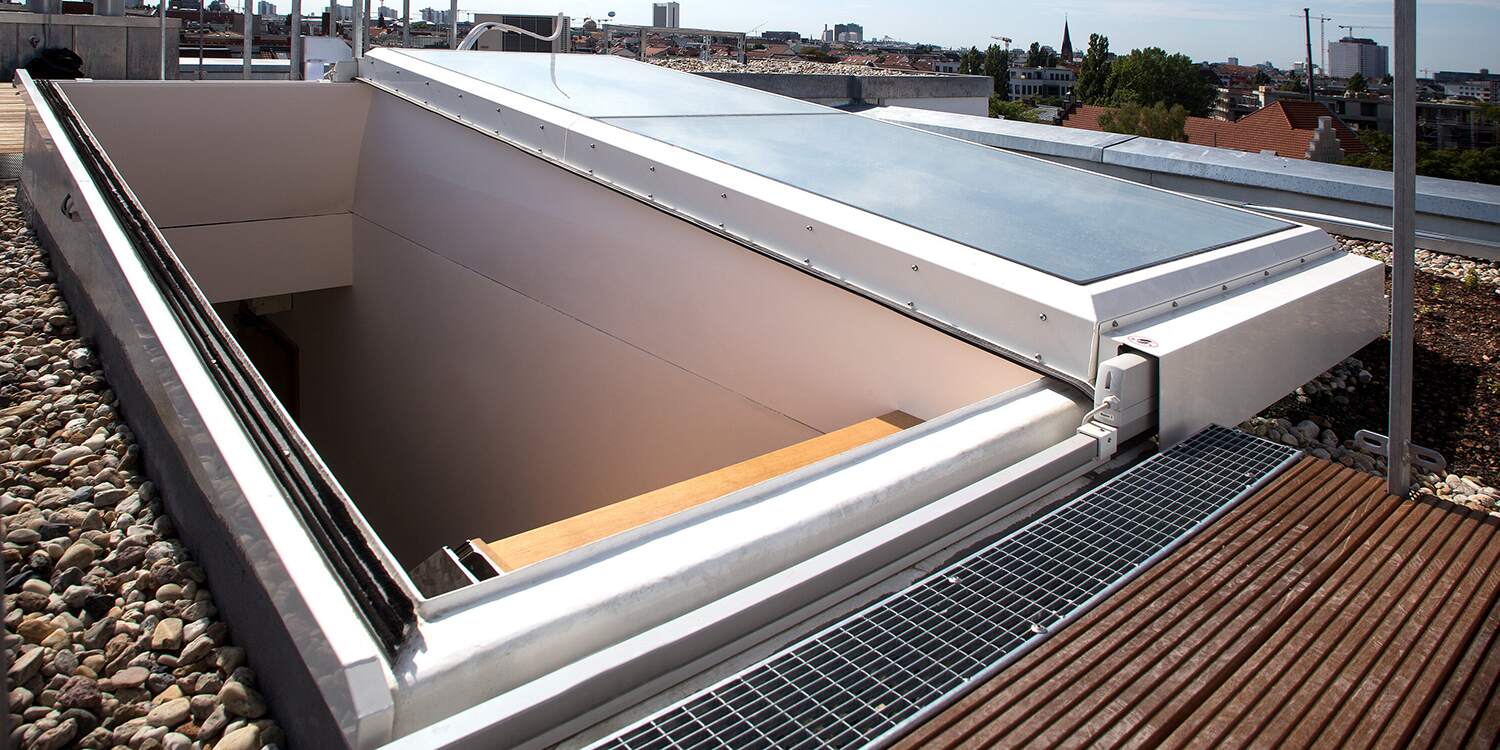 sliding luxury roof access hatch