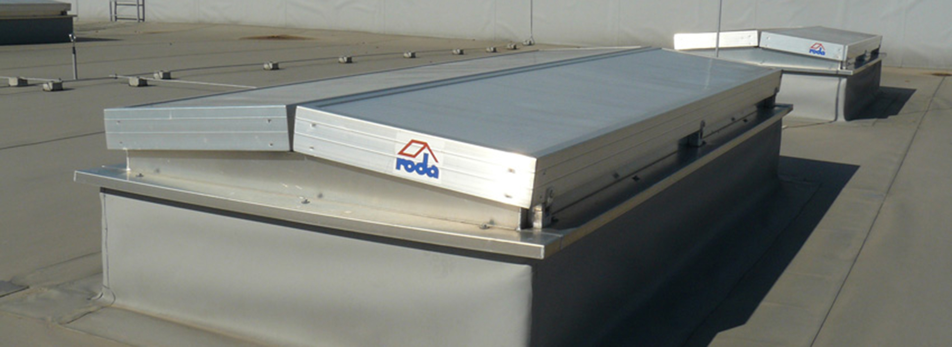 Aluminium double SHEV ventilators on roof